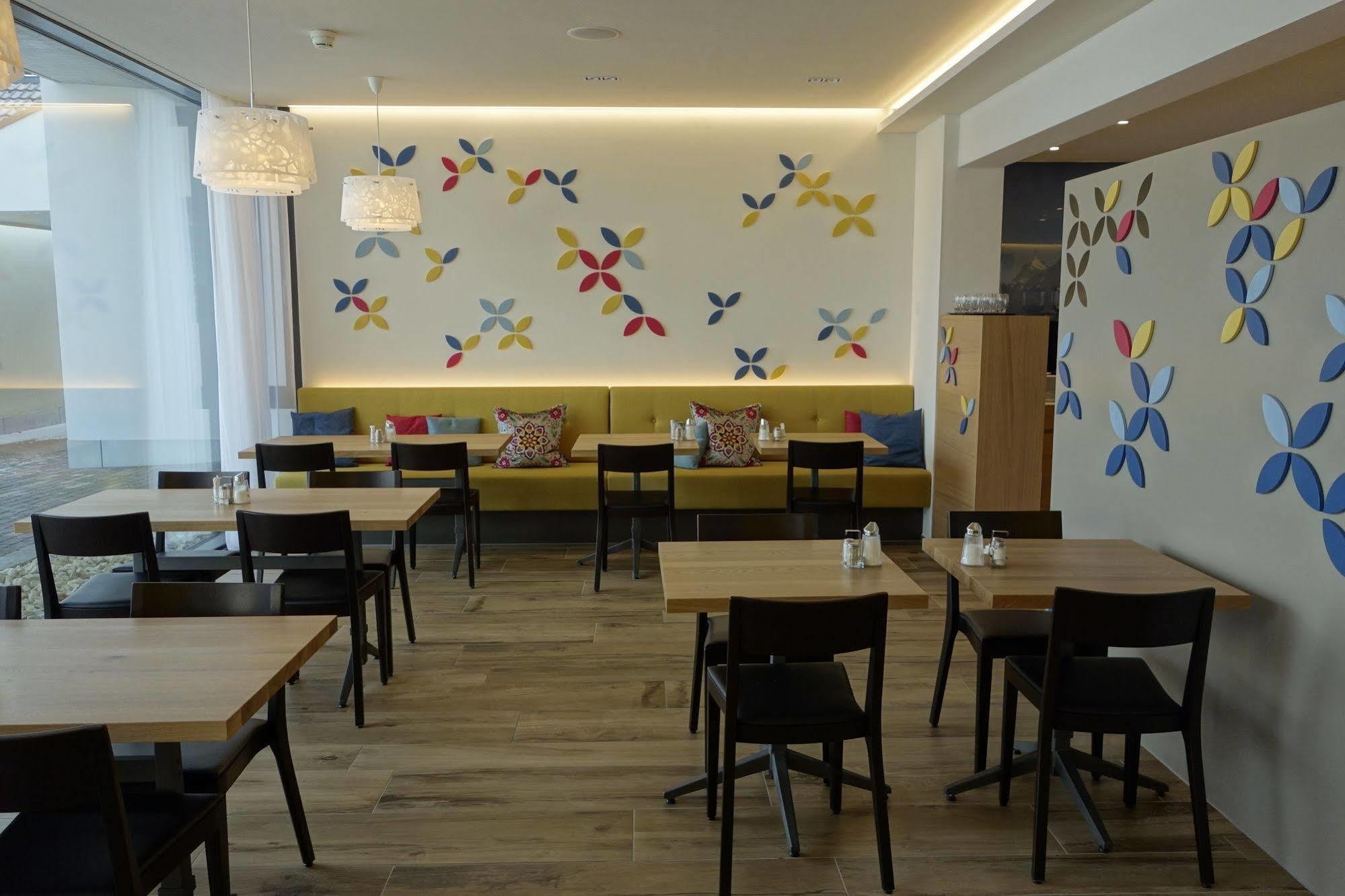 Bettlach Hotel Urs Und Viktor מראה חיצוני תמונה