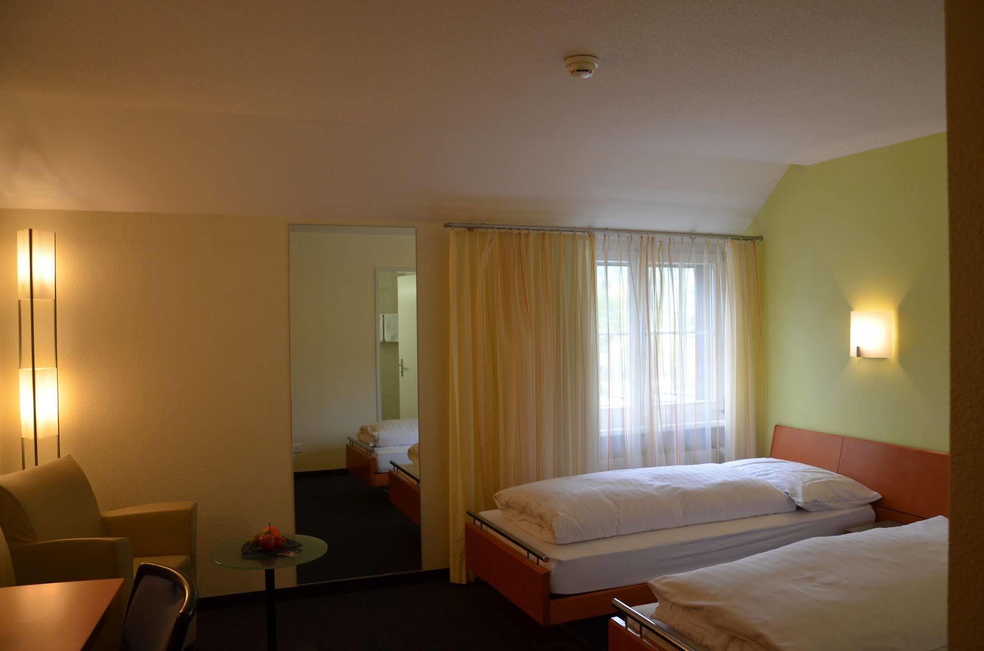 Bettlach Hotel Urs Und Viktor מראה חיצוני תמונה